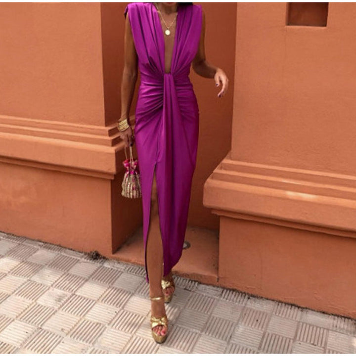 Feera™ | Elegant Party Dress with Deep Neckline